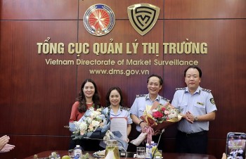 Tổng cục Quản lý thị trường công bố quyết định bổ nhiệm 2 Vụ trưởng