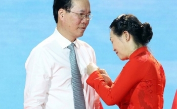 Chủ tịch nước: Đồng hành với Hội Chữ thập Đỏ trợ giúp người nghèo