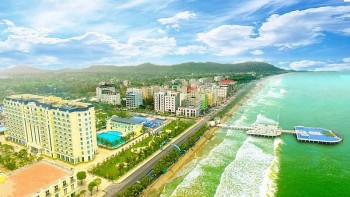 Cầu cảng Hải Tiến xứ Thanh trở thành điểm 