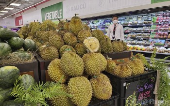 Doanh nghiệp bán lẻ đua nhau 'giảm giá tối đa' dịp nghỉ lễ 30/4 và 1/5