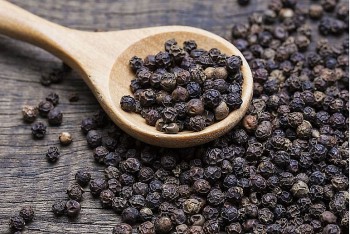 Giá tiêu hôm nay 5/5: Tăng mạnh 1.000 đồng/kg tại các địa phương