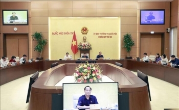 Phiên họp thứ 23 Ủy ban Thường vụ Quốc hội: Khắc phục tình trạng cán bộ né tránh, sợ trách nhiệm