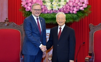 Tổng Bí thư, Chủ tịch nước và Chủ tịch Quốc hội tiếp Thủ tướng Australia