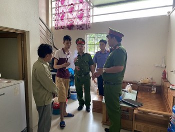 Hà Nam: Lừa người thân cúng lễ giải hạn rồi chiếm đoạt hàng tỷ đồng