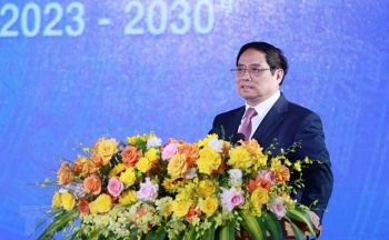 Học tập để Việt Nam không thua kém bất kỳ đất nước nào trên thế giới