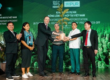 Nestlé Việt Nam tăng cường hợp tác thúc đẩy nông nghiệp tái sinh và phát thải thấp