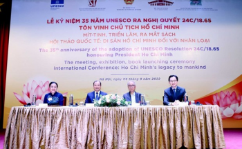 Bóc mẽ cái gọi là giải thưởng dành cho người âm ỉ chống phá Việt Nam