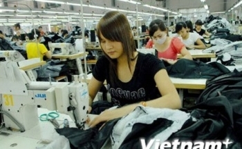 Standard Chartered: Kinh tế Việt Nam sẽ phục hồi vào nửa cuối năm 2023