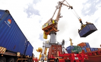 Rủi ro tăng trưởng năm 2023