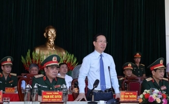 Chủ tịch nước kiểm tra công tác sẵn sàng chiến đấu tại Quân khu 2