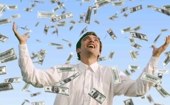 Trúng độc đắc 225 tỷ đồng nhờ lấy ngày sinh nhật vợ con để mua xổ số