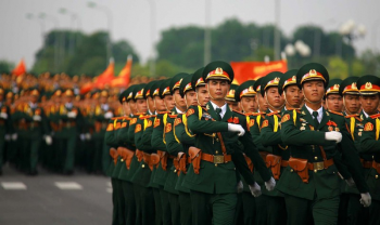 Tháng Bảy về...