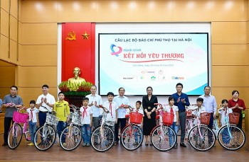 Phú Thọ: Nhiều hoàn cảnh khó khăn được giúp đỡ trong “Hành trình kết nối yêu thương”