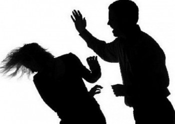 Thanh Hoá: Người chồng đánh vợ gây thương tích bị xử phạt 7,5 triệu đồng