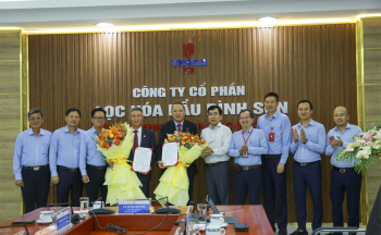 Công ty cổ phần Lọc hoá dầu Bình Sơn công bố và trao quyết định bổ nhiệm cán bộ