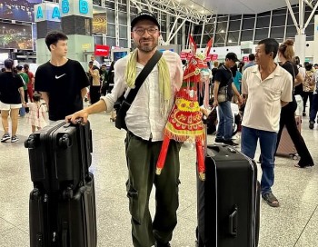 Từ con ngựa vàng mã bỏ lại ở sân bay nghĩ về sản phẩm du lịch