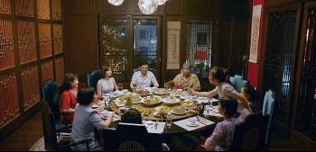 Phim Món quà của cha tập 10: Bà Thủy hổ thẹn khi ông thông gia kể nghề “đóng quan tài”