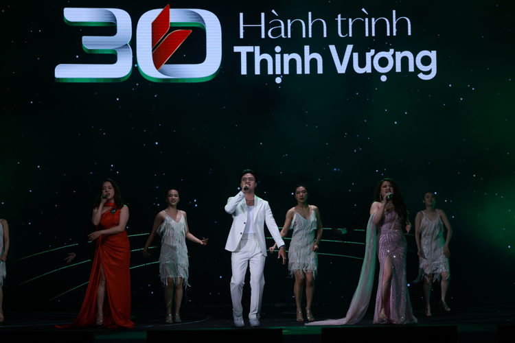 Gala Hành trình Thịnh Vượng VPBank – Đêm nghệ thuật mãn nhãn và ấn tượng