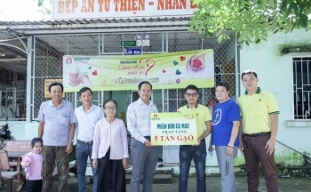 Gần 15 năm bếp ăn đỏ lửa thắp niềm tin cho bệnh nhân nghèo