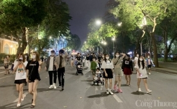 Hà Nội cắt giảm 50% điện chiếu sáng nhà hàng, khách sạn giờ cao điểm