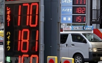 Giá xăng tại Nhật Bản tăng lên mốc cao nhất trong 15 năm