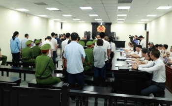 Vụ nâng khống giá cây xanh: Nhiều bị cáo nói lời sau cùng trong nỗi xót xa, ân hận