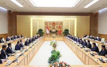 Thủ tướng Phạm Minh Chính chủ trì lễ đón, hội đàm Thủ tướng Singapore Lý Hiển Long