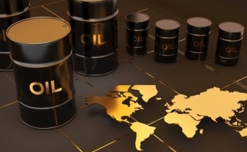 Lo ngại nguồn cung đẩy giá dầu tăng ba tháng liên tiếp