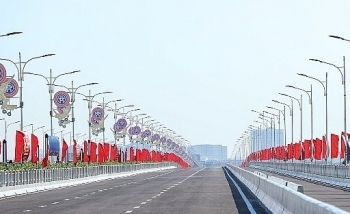 Hà Nội: Vượt qua khó khăn, vươn mình mạnh mẽ