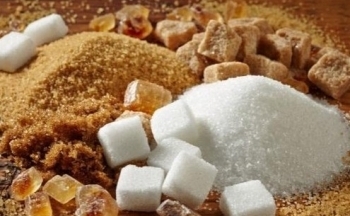 Giá đường vẫn tiếp tục đi lên, cà phê diễn biến trái chiều