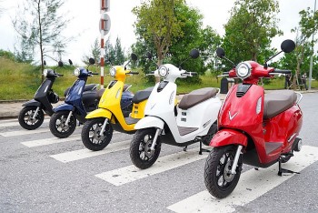 Cập nhật giá xe máy điện và các mẫu đang 