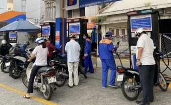 Giá xăng dầu hôm nay ngày 12/9/2023: Giá dầu WTI, dầu Brent tăng giảm trái chiều, giá trong nước thế nào?