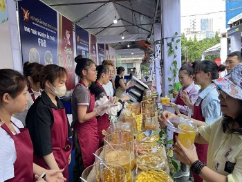 Doanh nghiệp F&B phải thích ứng