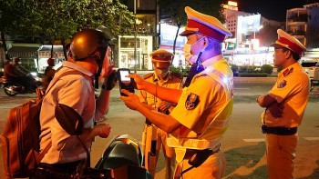 Xử phạt hàng loạt cán bộ công an vi phạm nồng độ cồn, 