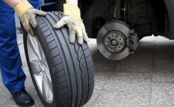 Hoa Kỳ rà soát hành chính đối với đinh thép, ống thép, lốp xe tải của Việt Nam