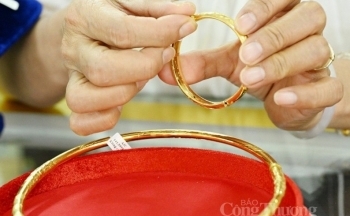 Giá vàng chiều nay 12/10/2023: Giá vàng 9999, SJC, 24K, Mi Hồng, PNJ, DOJI tăng vượt mức 70 triệu đồng/lượng