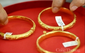 Giá vàng chiều nay 13/4/2024: Vàng SJC “bốc hơi” cực mạnh hơn 2 triệu đồng/lượng