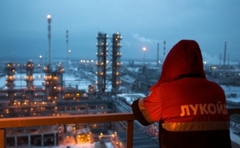 Tổng thống Putin yêu cầu chính phủ ổn định giá nhiên liệu bán lẻ