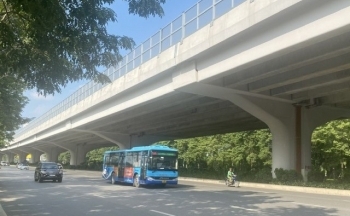 Thời tiết hôm nay 7/10/2023: Thời tiết Hà Nội ngày nắng nhẹ, chiều tối có mưa rào và dông