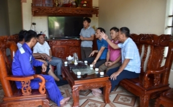 Hàng trăm hộ dân mòn mỏi chờ sổ đỏ vì “người Nghệ An nhưng đất Thanh Hóa”