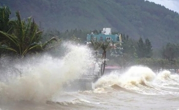 Tin mới nhất về cơn bão Koinu giật cấp 17, mạnh cấp 14