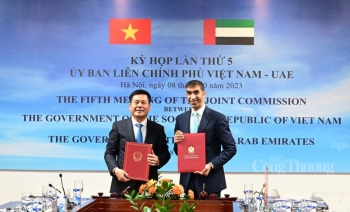 Kỳ họp lần thứ 5 Ủy ban liên Chính phủ Việt Nam - Các Tiểu vương quốc Ả-rập Thống nhất (UAE)