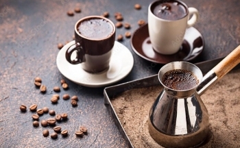 Giá cà phê mới nhất ngày 9/10/2023: Giá cà phê trong nước giảm 300 đồng/kg