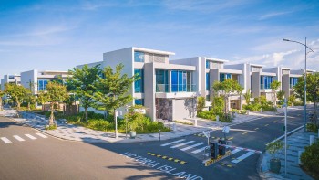 Villa sang trọng ven sông Đà Nẵng tung chính sách bán hàng “ lạ