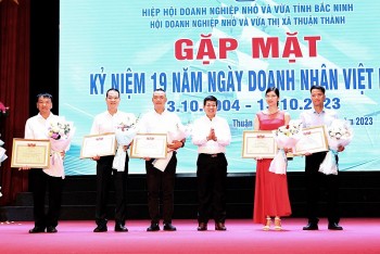 Bắc Ninh: Tôn vinh những đóng góp của cộng đồng doanh nghiệp, doanh nhân
