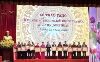 Chuyện tiền Giải thưởng Hồ Chí Minh: Ngẫm chuyện “của cho không bằng cách cho”