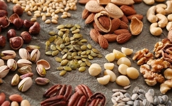 Những loại hạt nào tốt cho sức khỏe tim mạch bạn nên biết?