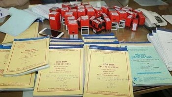 TP. Hồ Chí Minh: Đề nghị truy tố 22 bị can trong đường dây mua bán hóa đơn hơn 4.300 tỷ