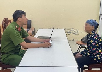 Hải Dương: Bà lão U70 suýt mất 650 triệu đồng tiết kiệm sau cuộc gọi lừa đảo