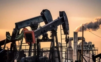 Giá dầu cao nhất 2 tuần do căng thẳng Trung Đông và loạt yếu tố cung cầu